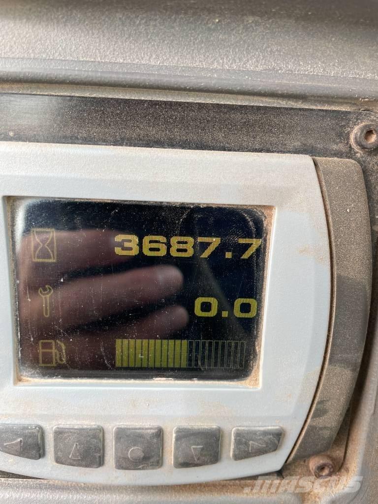 JCB 85 Z-1 Vidēja lieluma ekskavatori 7 t - 12 t