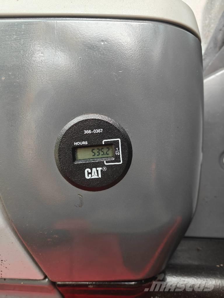 CAT 329 D2 L Kāpurķēžu ekskavatori