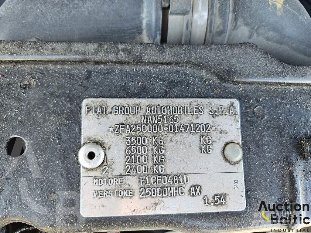 Fiat Ducato 35H Vieglais kravas automobilis/izkraušana no sāniem