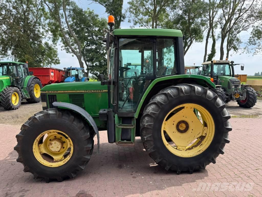 John Deere 6400 Traktori