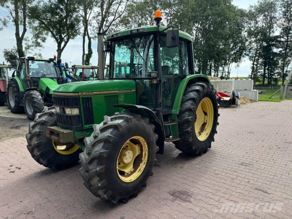 John Deere 6400 Traktori