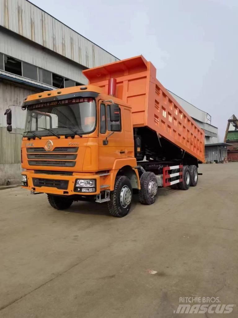 Shacman F3000 8X4 Pašizgāzējs
