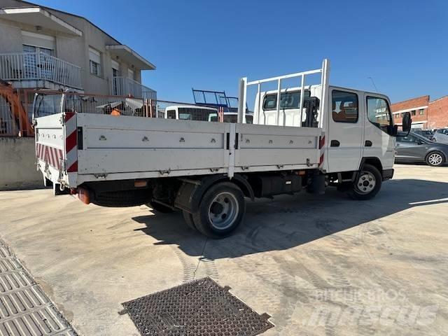 Mitsubishi Fuso FE Vieglais kravas automobilis/izkraušana no sāniem