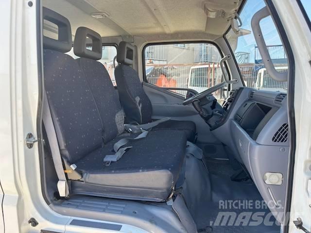 Mitsubishi Fuso FE Vieglais kravas automobilis/izkraušana no sāniem