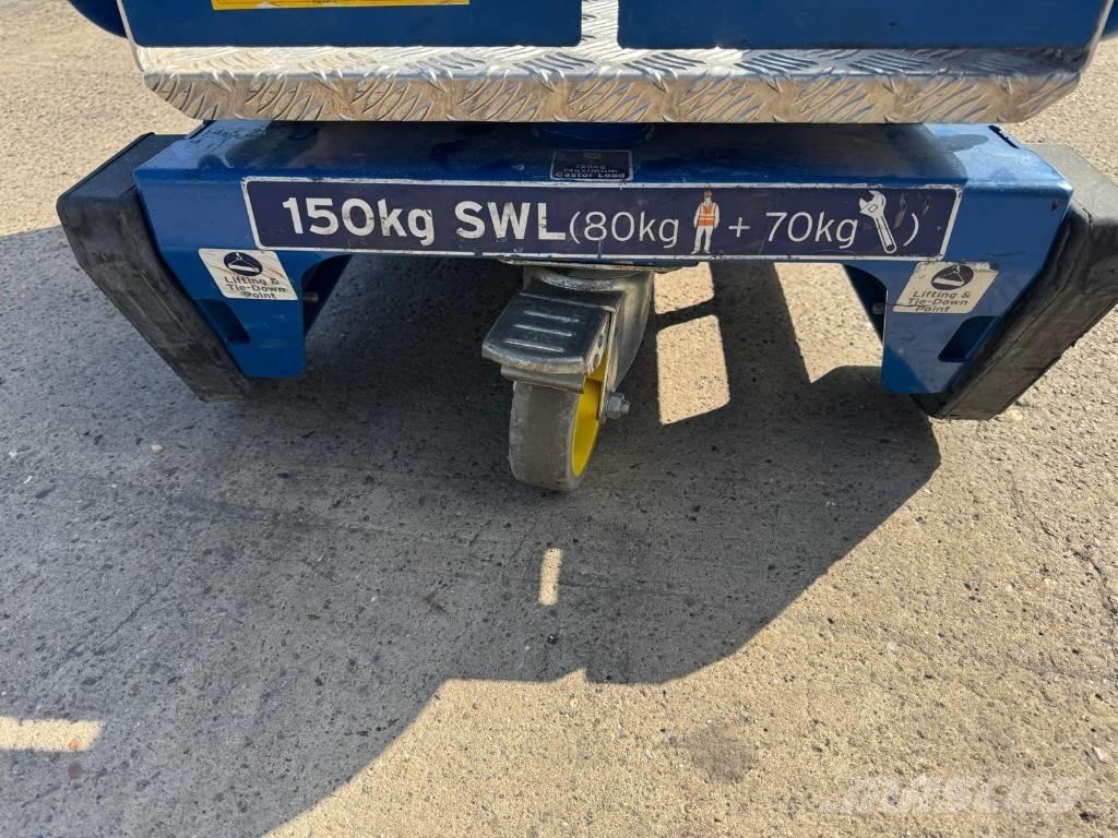 JLG Peco Lift Vertikālā masta personāla pacēlāji