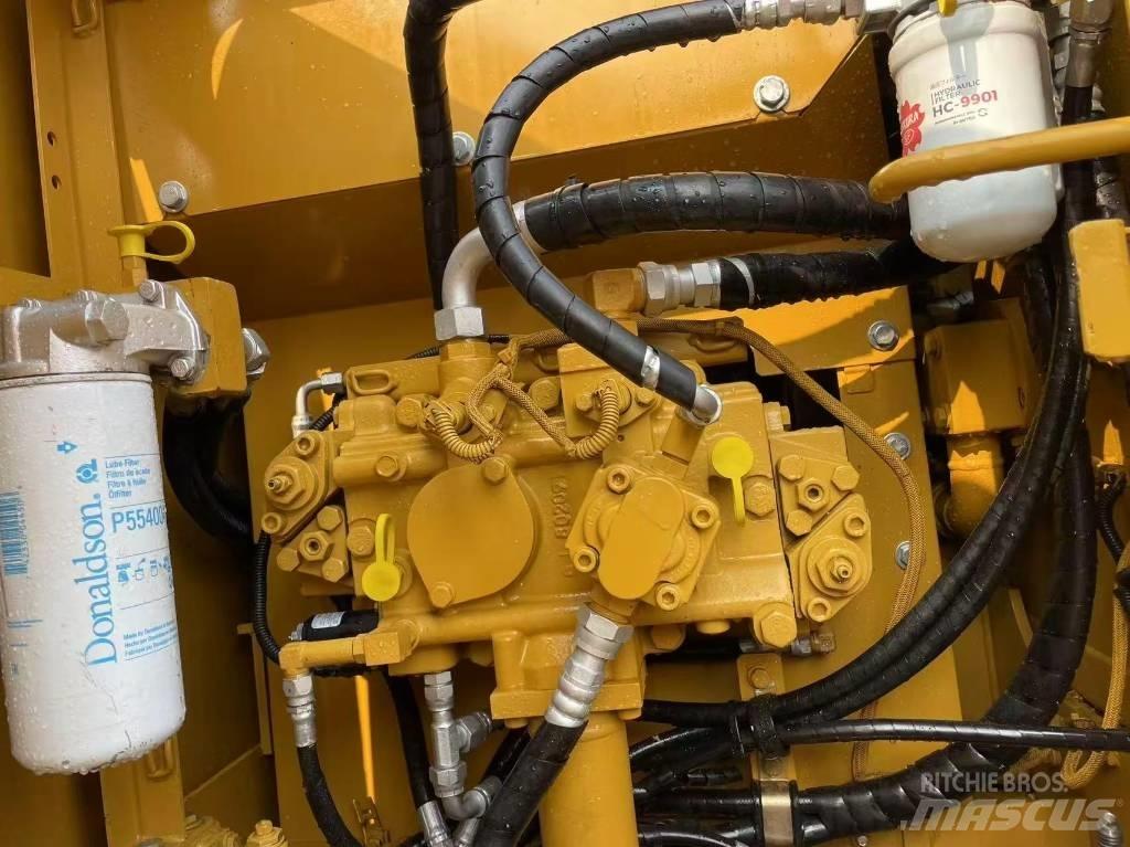 CAT 315 Kāpurķēžu ekskavatori