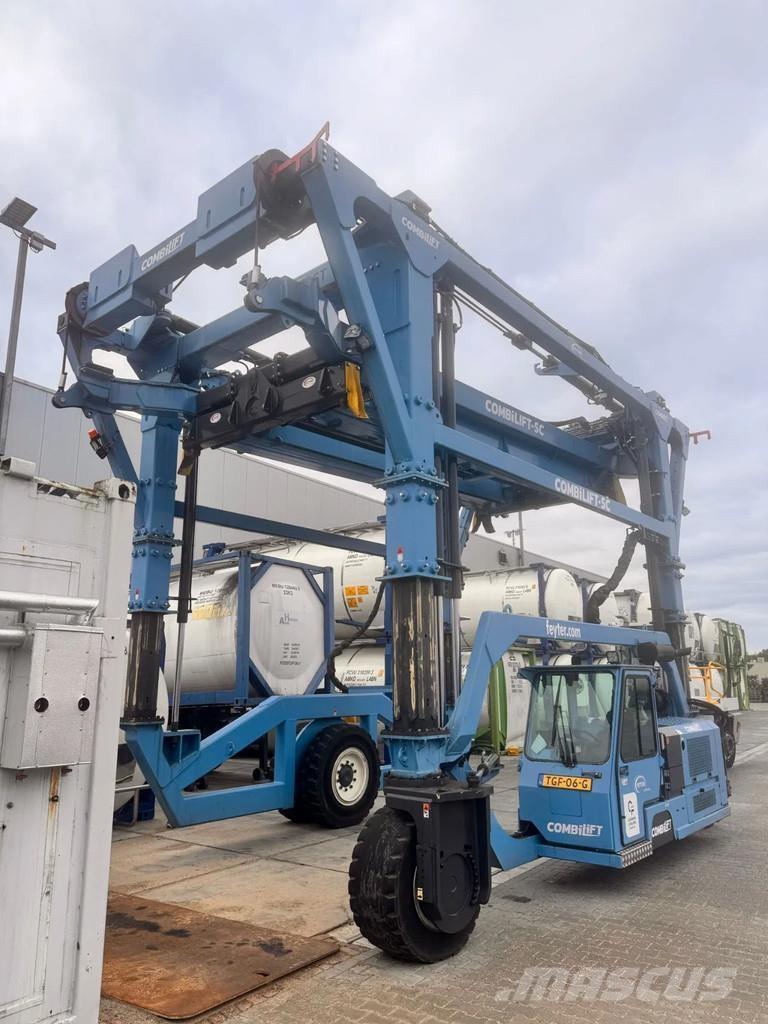 Combilift SC 4338 Statņveida pārvadātājs