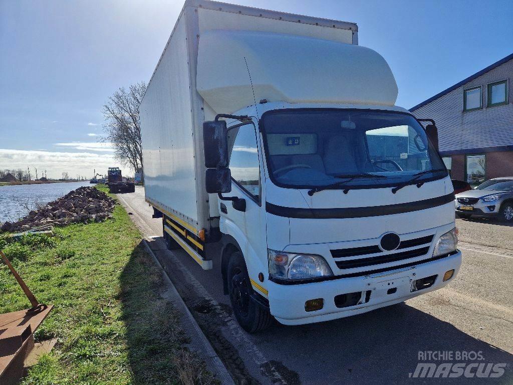 Hino 3815 Furgons
