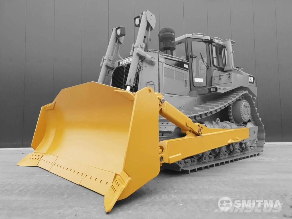 CAT D8N SU Naži