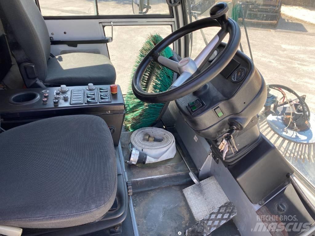 Bucher CityCat 5000 Ielu tīrīšanas mašīnas