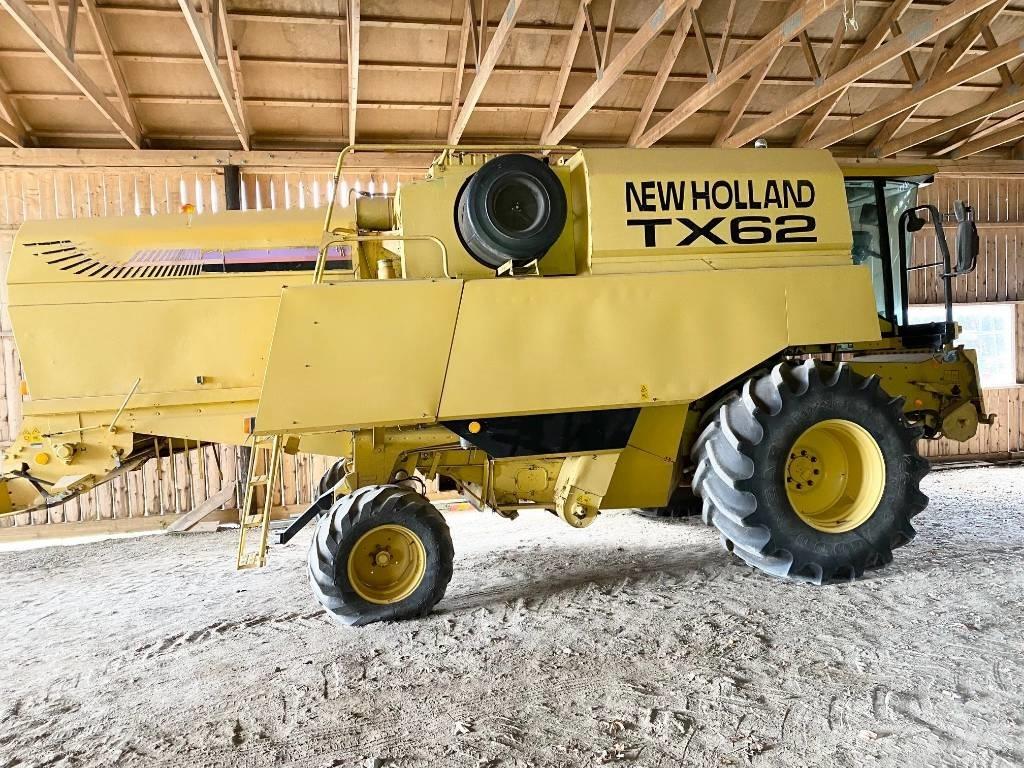 New Holland TX 62 Ražas novākšanas kombaini