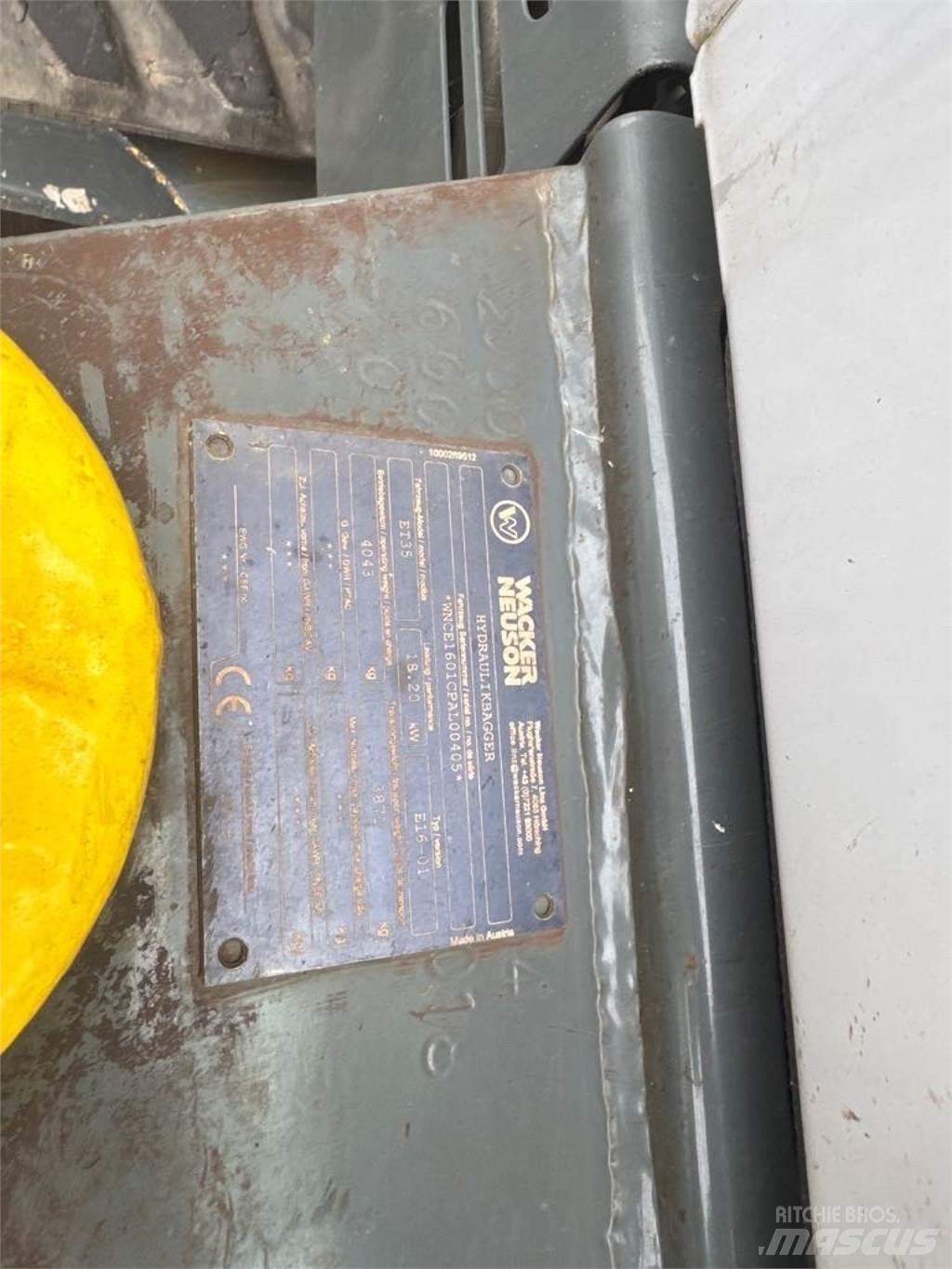 Wacker Neuson ET35 Kāpurķēžu ekskavatori