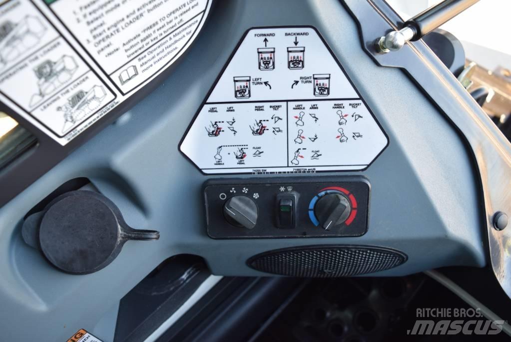 Bobcat S 750 Lietoti riteņu kompaktiekrāvēji