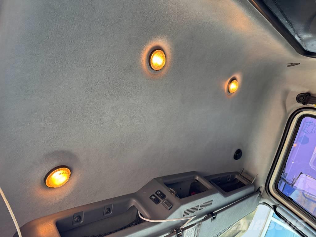 Mack Granite GU 713 Pašizgāzējs