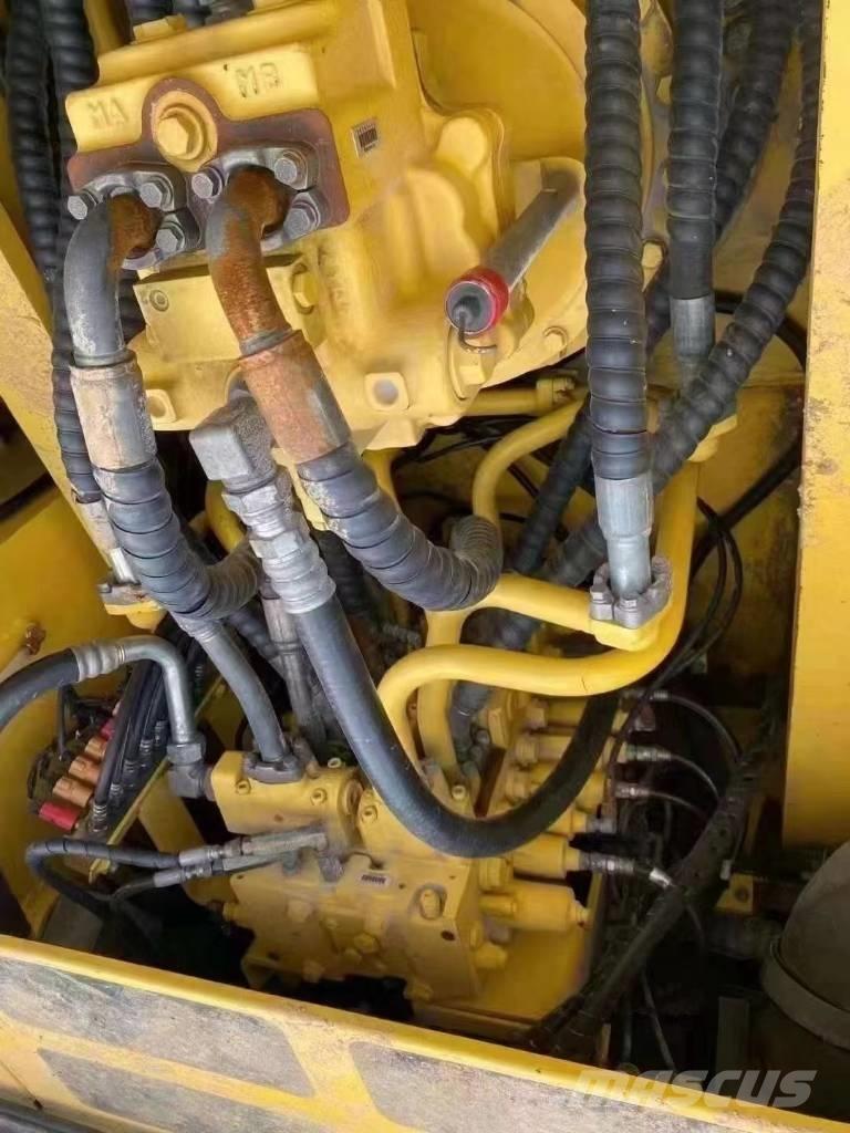 Komatsu pc 360 Kāpurķēžu ekskavatori
