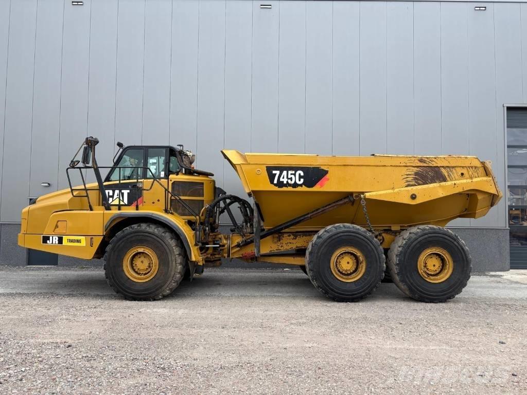 CAT 745 C Artikulētie pašizgāzēji