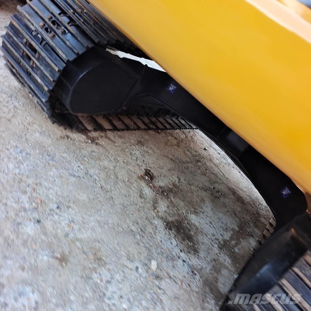 CAT 320 D2 Kāpurķēžu ekskavatori