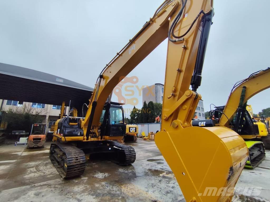 CAT 325 C Kāpurķēžu ekskavatori