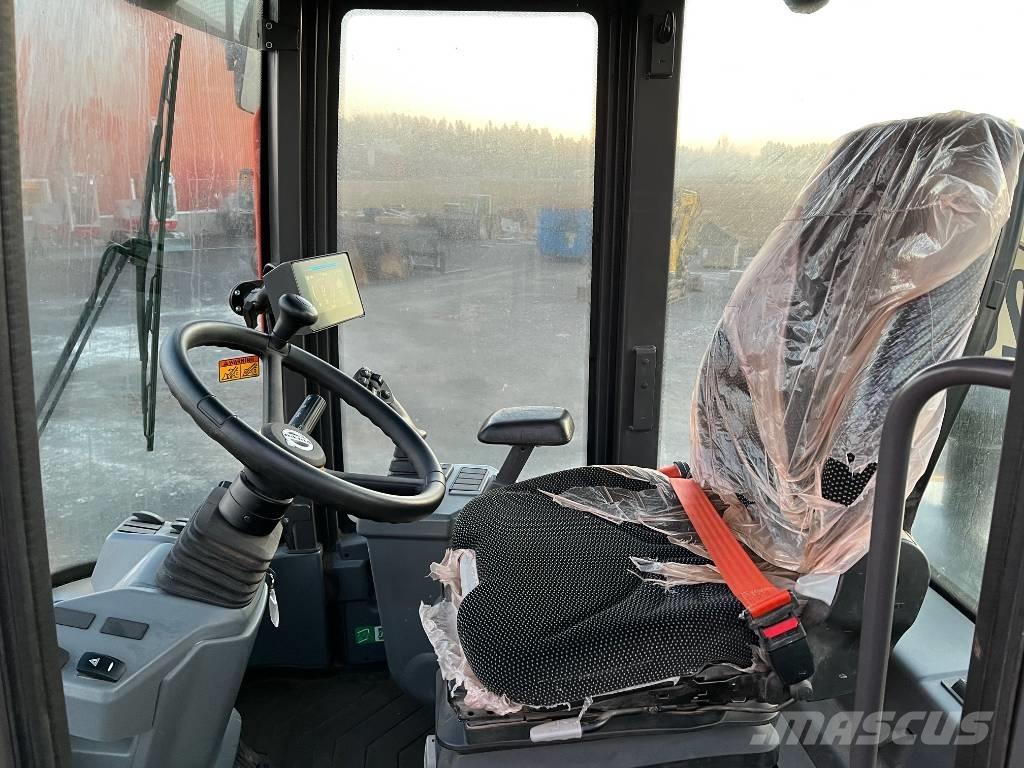 Volvo L 30 H Iekrāvēji uz riteņiem