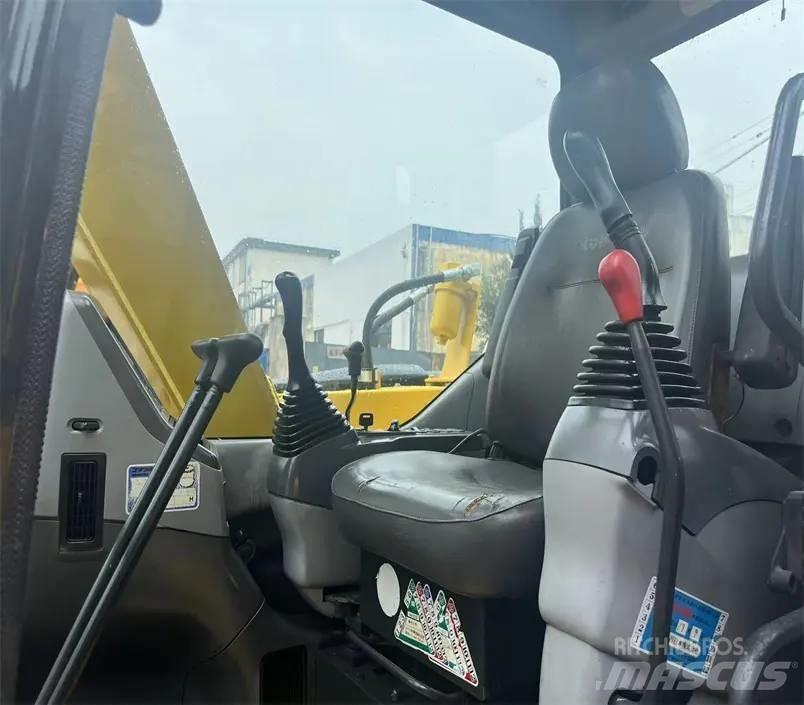 Komatsu PC 78 US-6 Vidēja lieluma ekskavatori 7 t - 12 t
