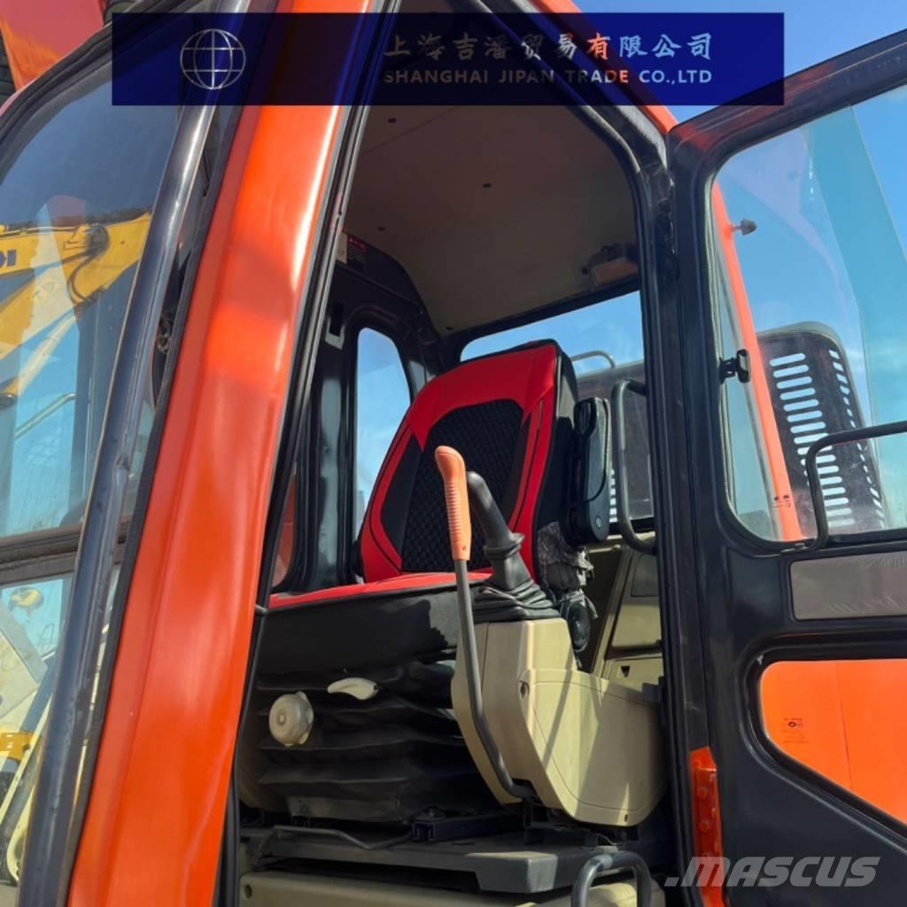 Doosan DX 300 Kāpurķēžu ekskavatori
