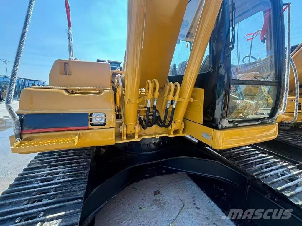 CAT 320 B L Kāpurķēžu ekskavatori