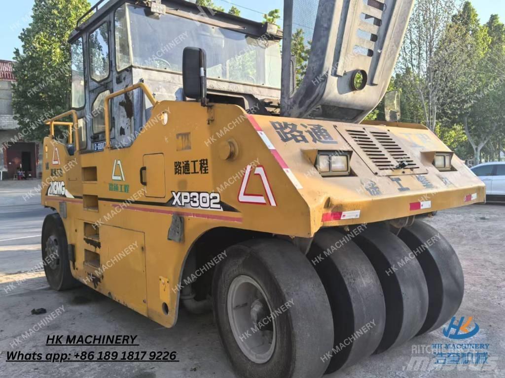 XCMG XP302 Pneimatiskie veltņi