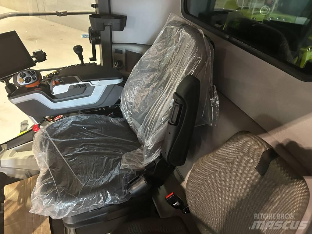 CLAAS Trion 520 Ražas novākšanas kombaini