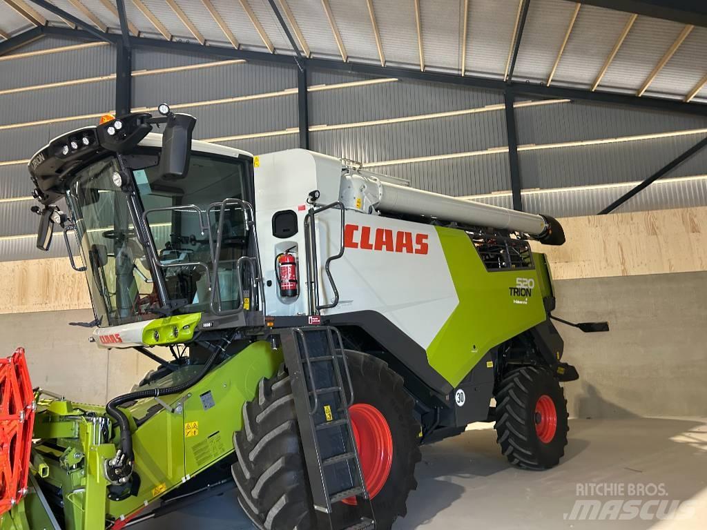 CLAAS Trion 520 Ražas novākšanas kombaini