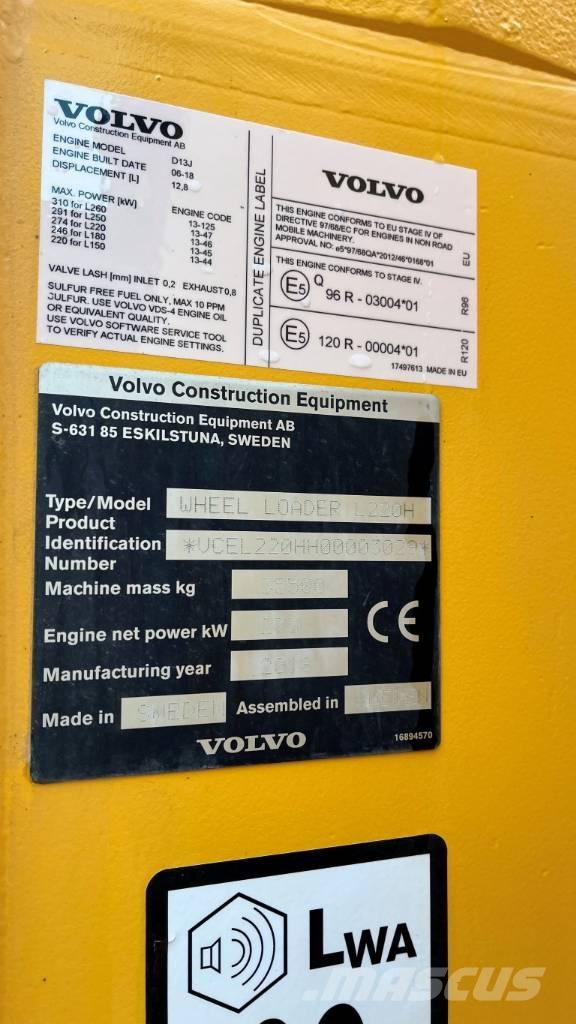 Volvo L220H Iekrāvēji uz riteņiem