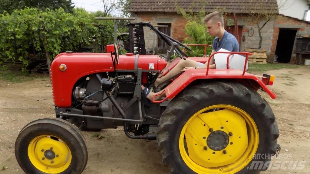 Steyr T 84 Traktori
