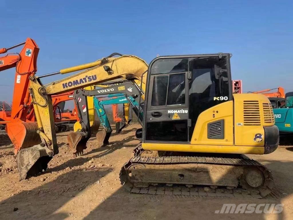 Komatsu PC 70-8 Kāpurķēžu ekskavatori
