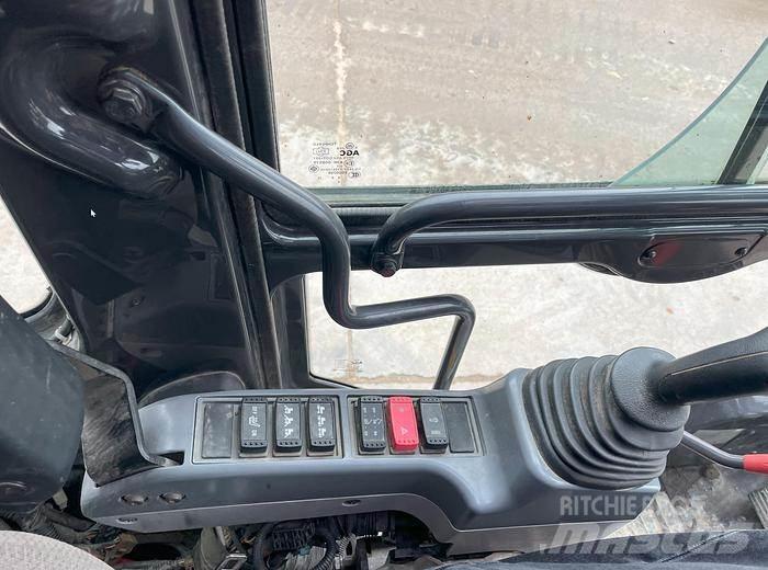 Hitachi ZX140W-6 Ekskavatori uz riteņiem