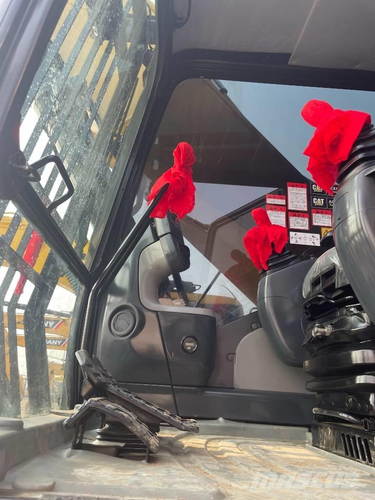 CAT 340D2L Kāpurķēžu ekskavatori