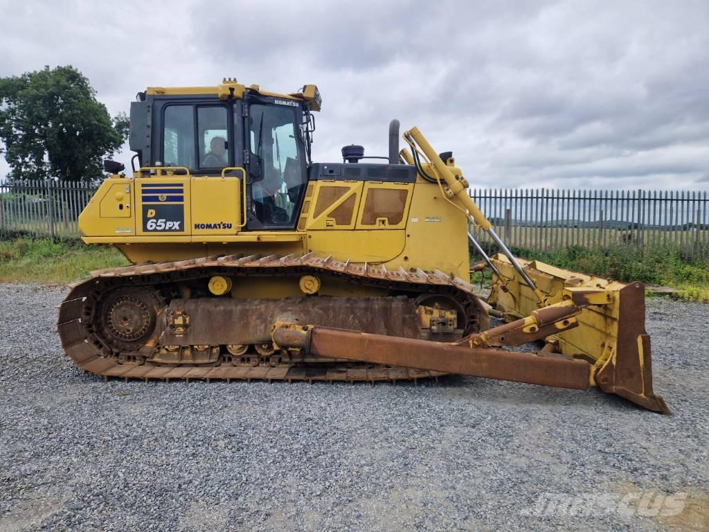 Komatsu D 65 PX-18 Kāpurķēžu buldozeri