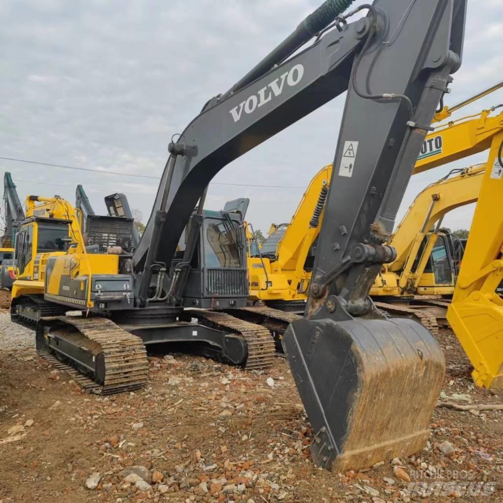 Volvo EC 240 Kāpurķēžu ekskavatori