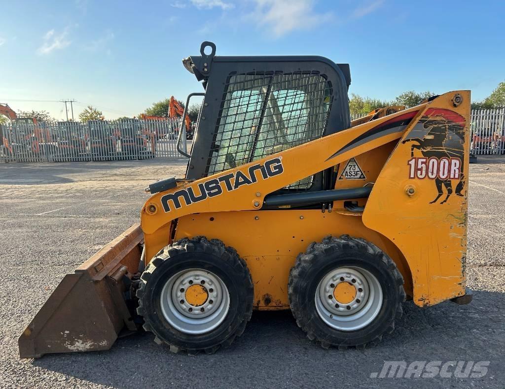 Mustang 1500 R Lietoti riteņu kompaktiekrāvēji