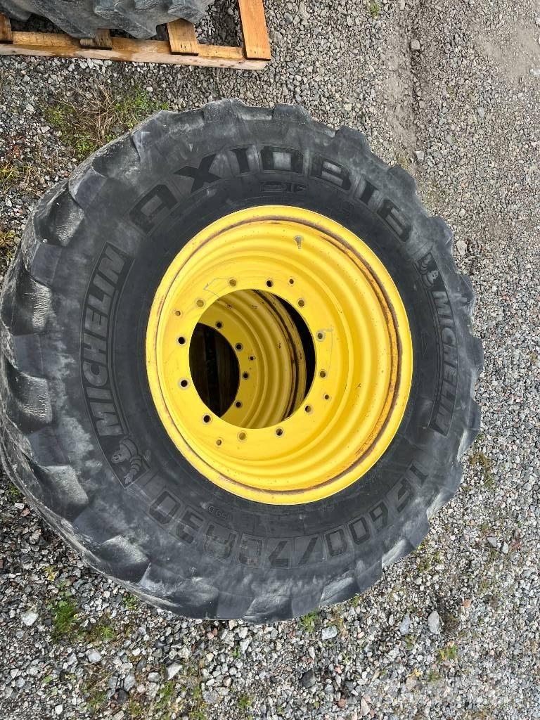 Michelin 600/70R30 Riepas, riteņi un diski