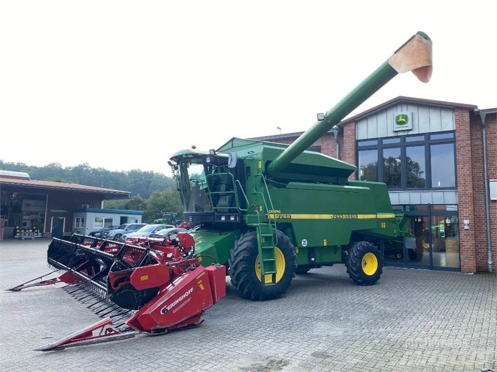 John Deere 2266 Ražas novākšanas kombaini