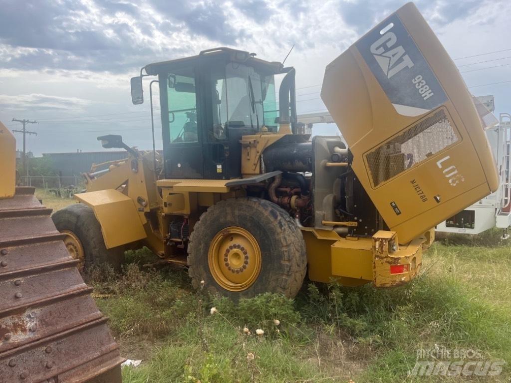CAT 938 H Iekrāvēji uz riteņiem