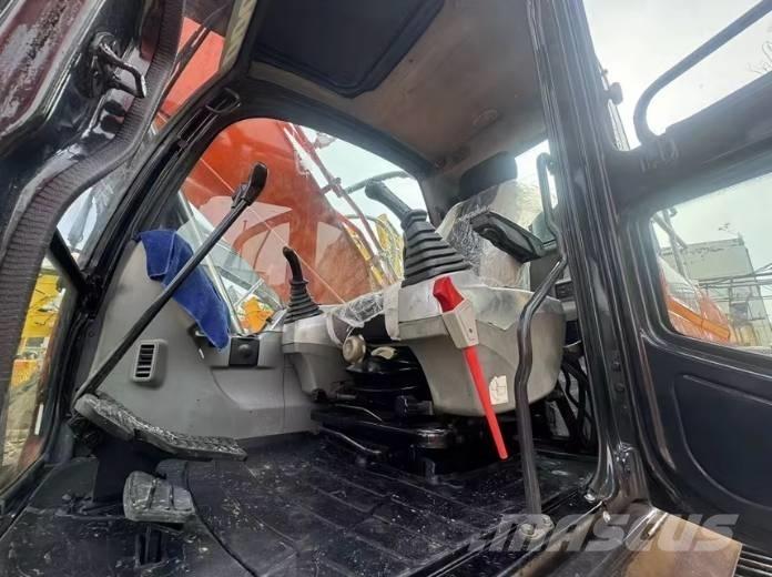 Doosan DX300LC-9C Kāpurķēžu ekskavatori