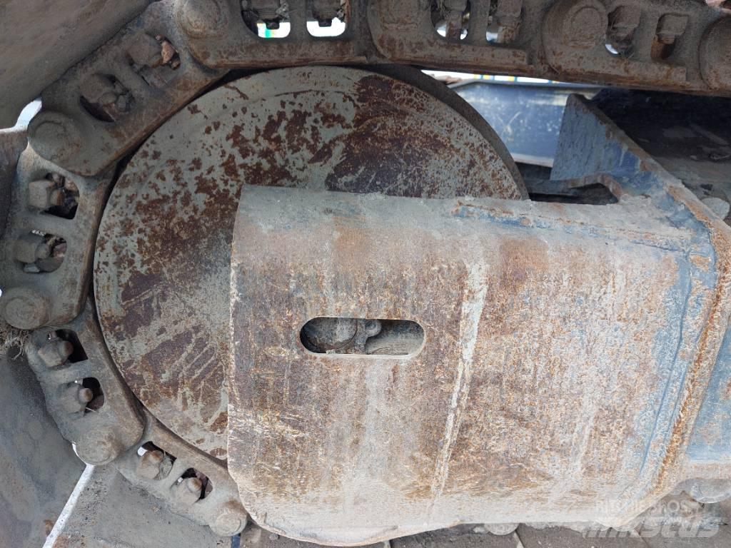 Komatsu PC138US-11 Kāpurķēžu ekskavatori
