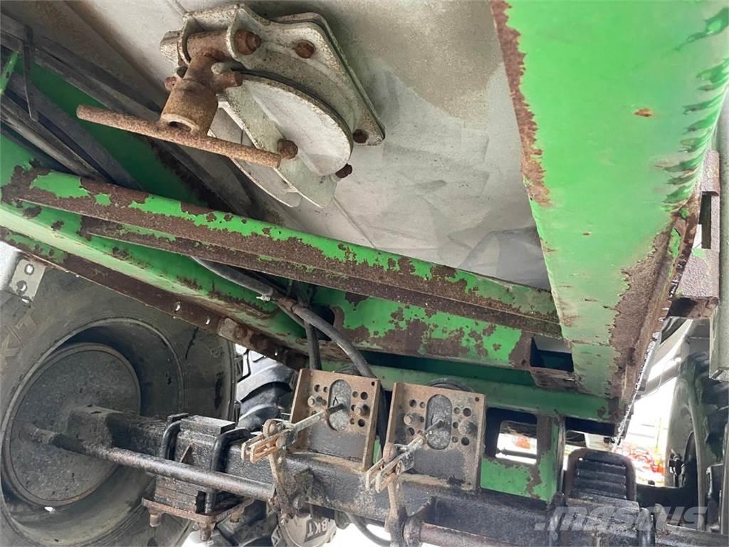 Joskin 12500 TS Mēslojuma izkliedētājs