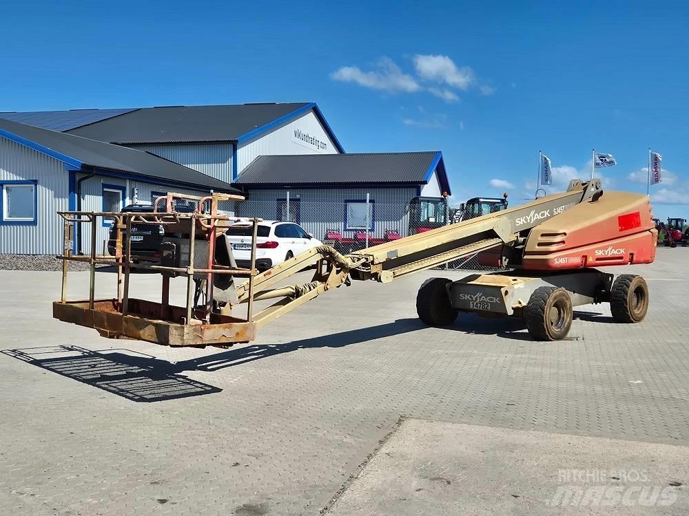 SkyJack SJ 45 T Teleskopiskie pacēlāji