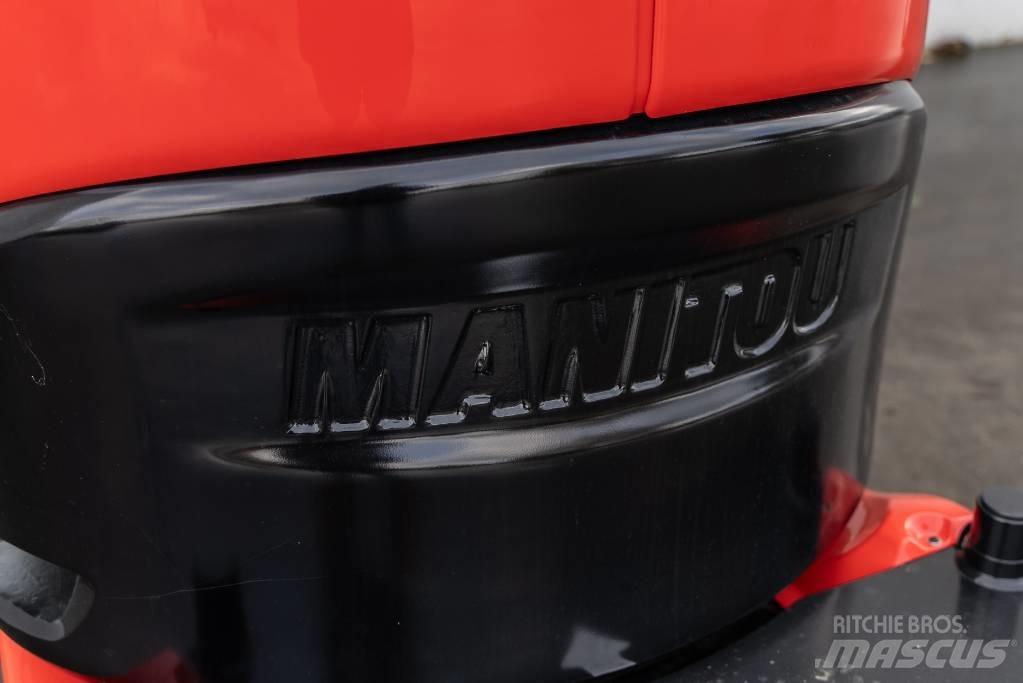 Manitou 100 VJR Vertikālie pacēlāji