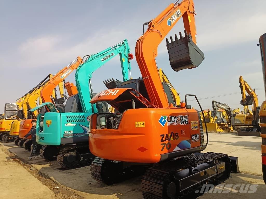 Hitachi ZX 70 Vidēja lieluma ekskavatori 7 t - 12 t