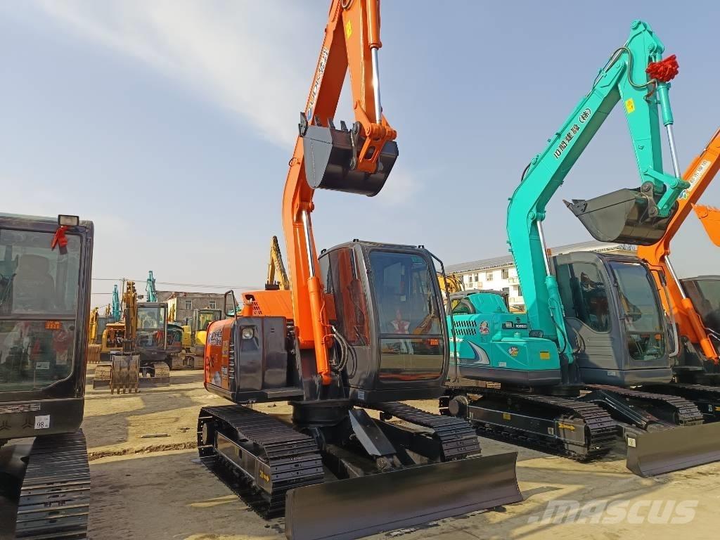 Hitachi ZX 70 Vidēja lieluma ekskavatori 7 t - 12 t