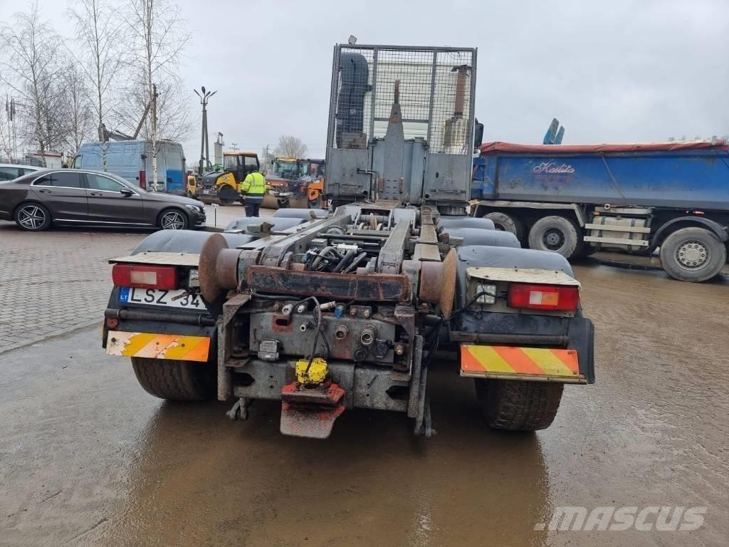 Volvo FH 12 Treileri ar āķi