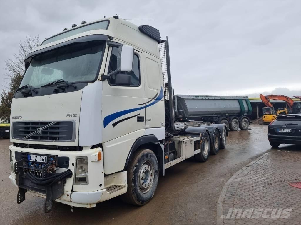Volvo FH 12 Treileri ar āķi
