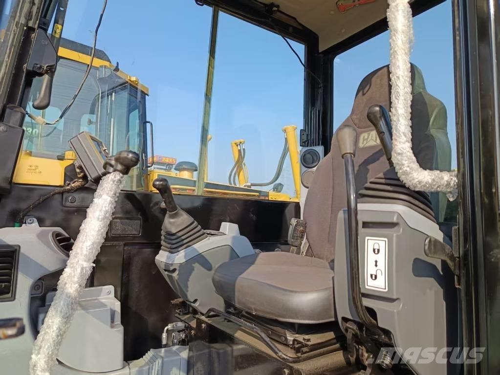 CAT 305.5 Mini ekskavatori < 7 t
